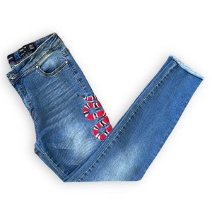 RANBEERI Embroidered Snake Blue Denim Skinny Jeans